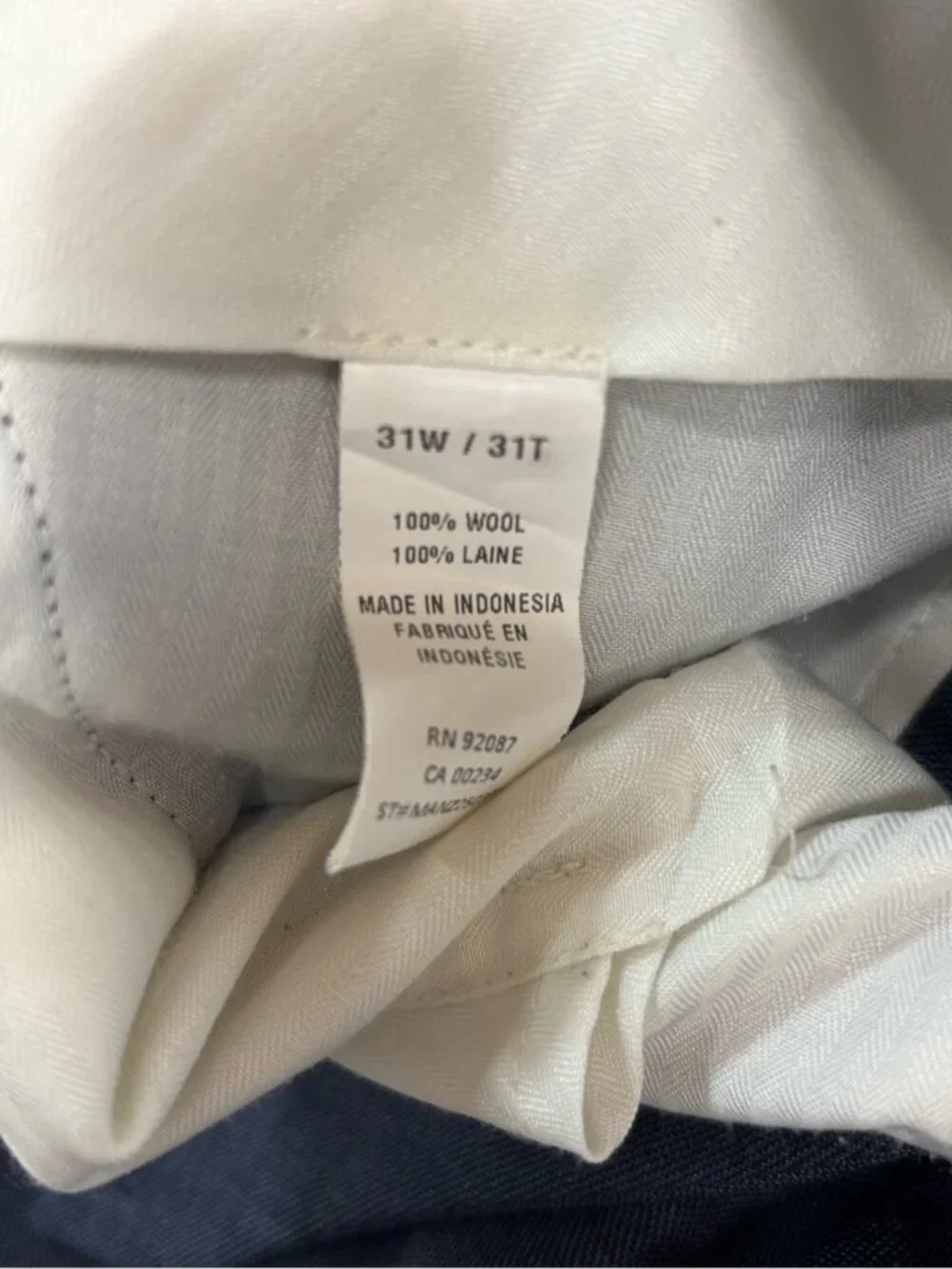 Saks Fifth Avenue Mens Trim Fit Slate Blue 100% Wool 2 Piece Suit Trousers Pants
